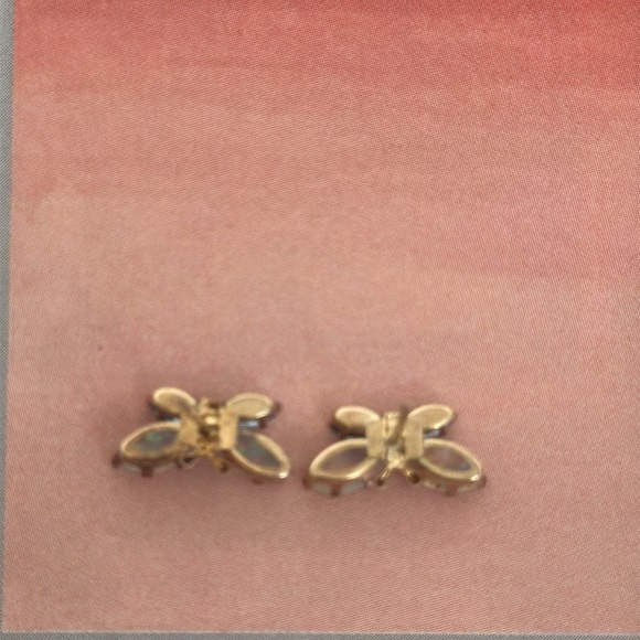 10k real solid gold opal stone and blue spinel butterfly​ - Picture 2 of 5